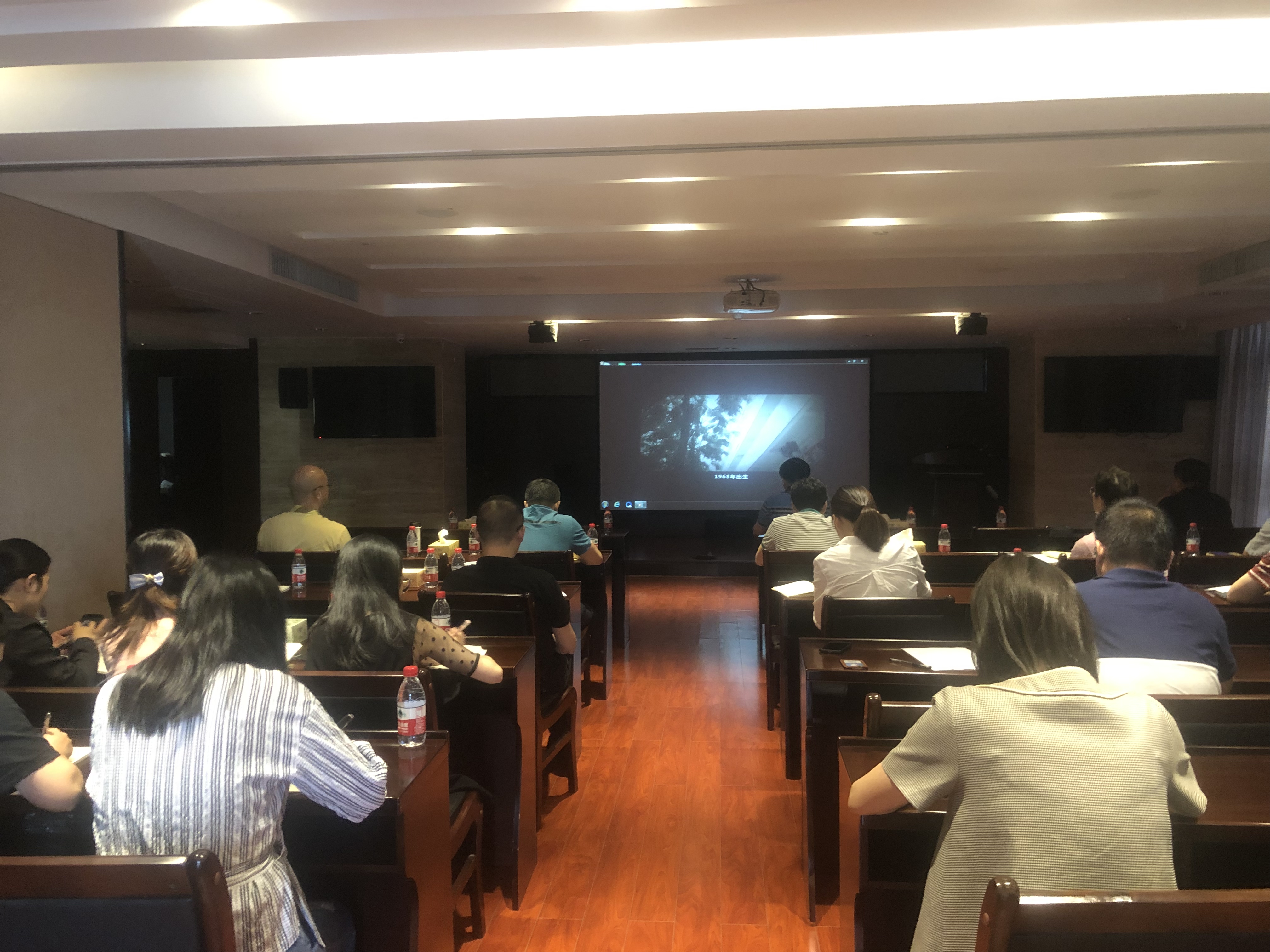 微信图片_20190930092840.jpg 微信图片_20190930092840.jpg