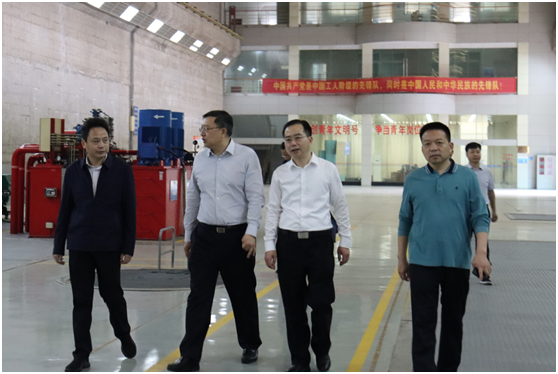 省国资委党委委员、副主任毛育新带队赴星空(中国)一站式服务平台株洲航电分公司开展安全生产督查