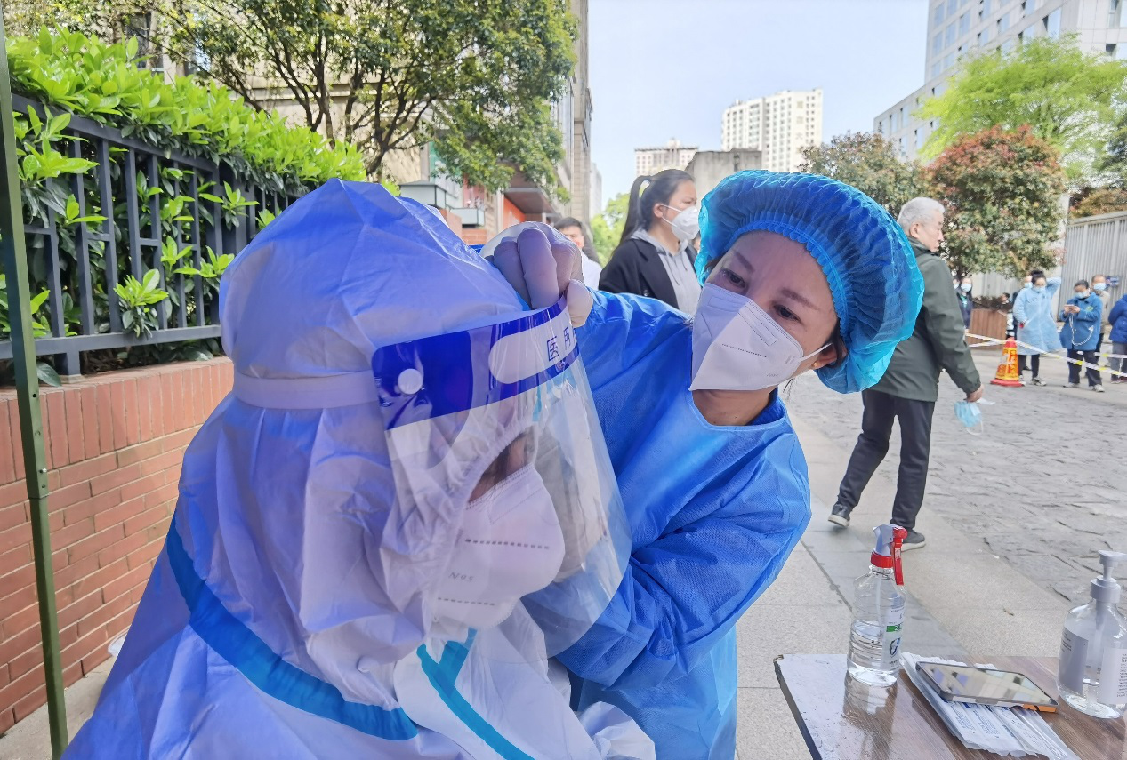 星空(中国)一站式服务平台养老 | 战疫有我 义不容辞