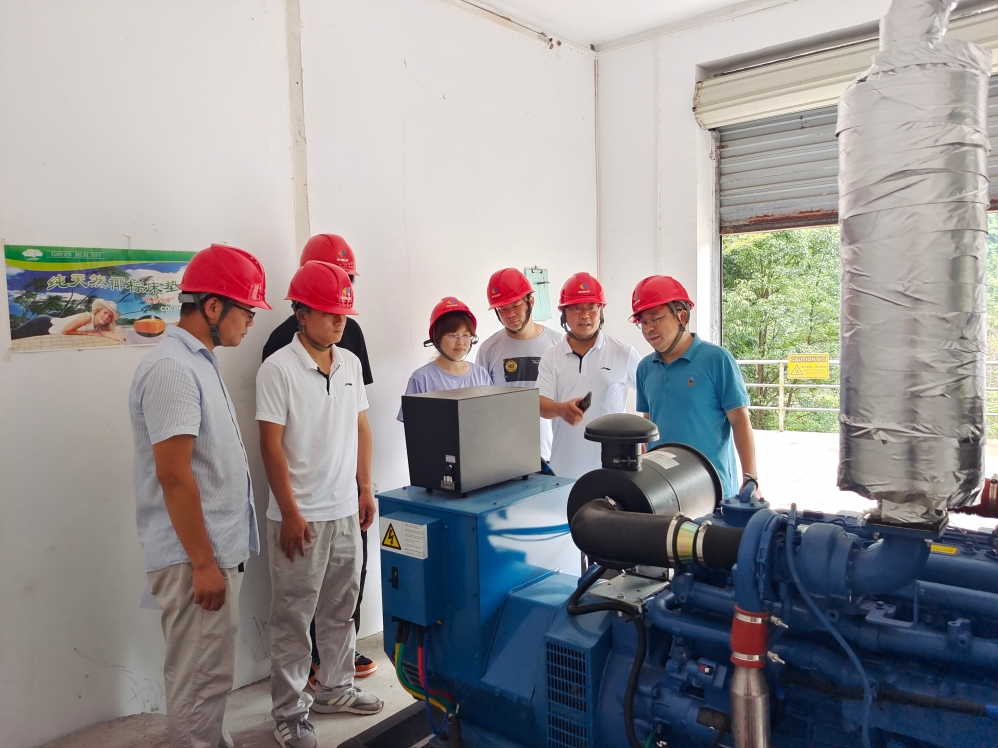 弧门柴油机演习.jpg 弧门柴油机演习.jpg