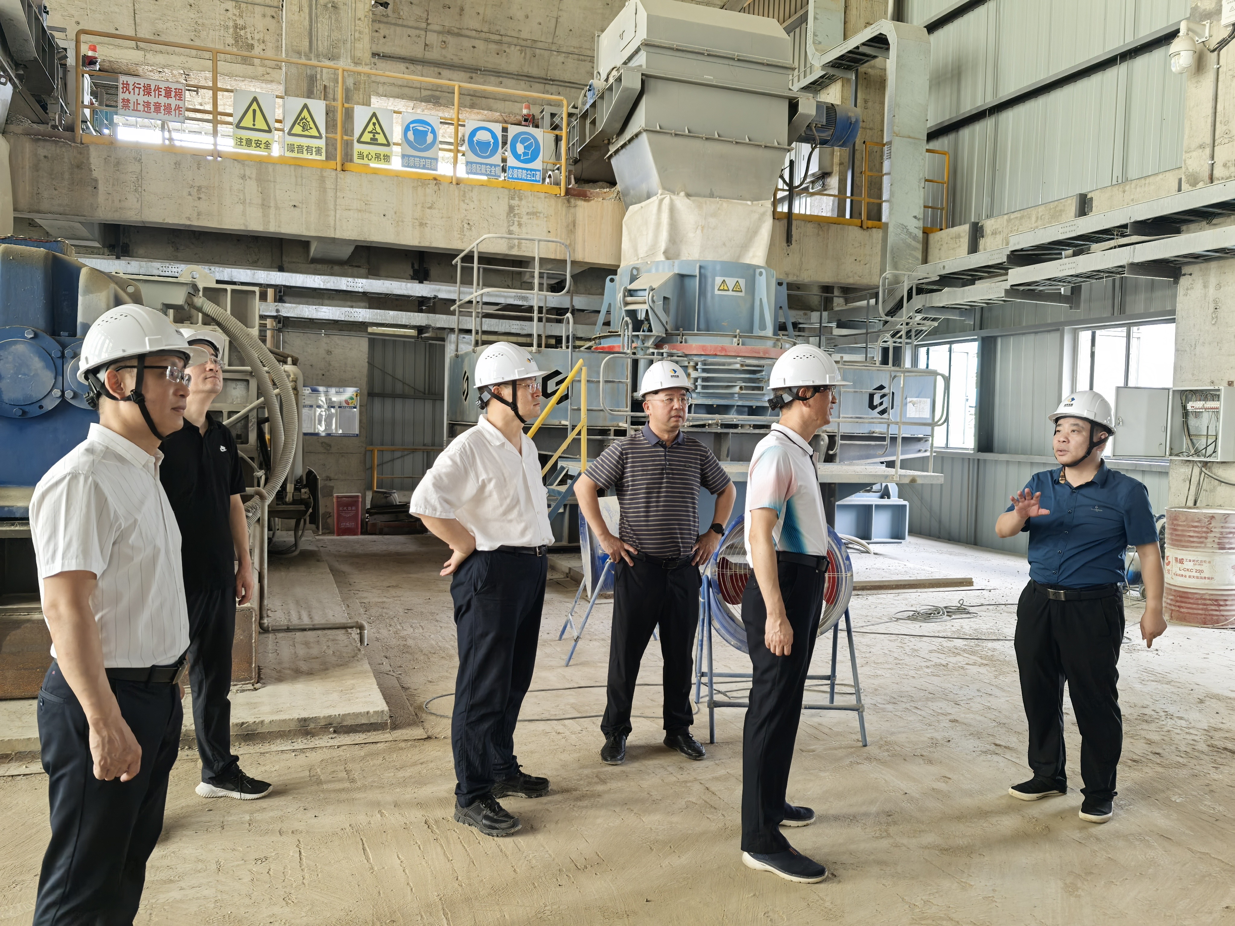 星空(中国)一站式服务平台外部董事赴部分所属企业调研